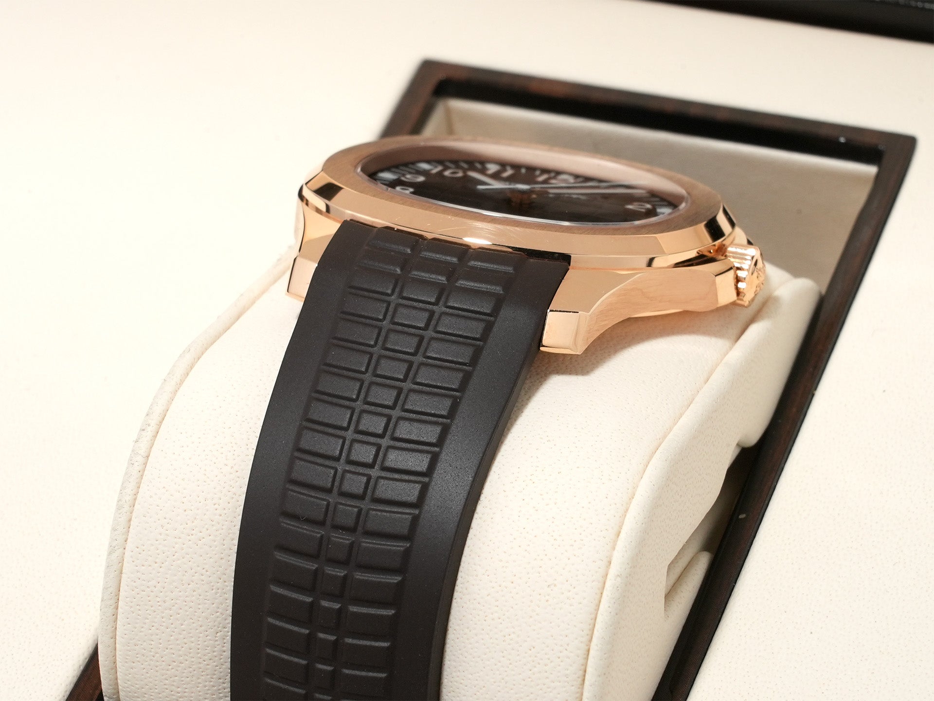 パテックフィリップ アクアノート Ref.5167R-001 ローズゴールド ブラウン文字盤 中古 448ki3ar