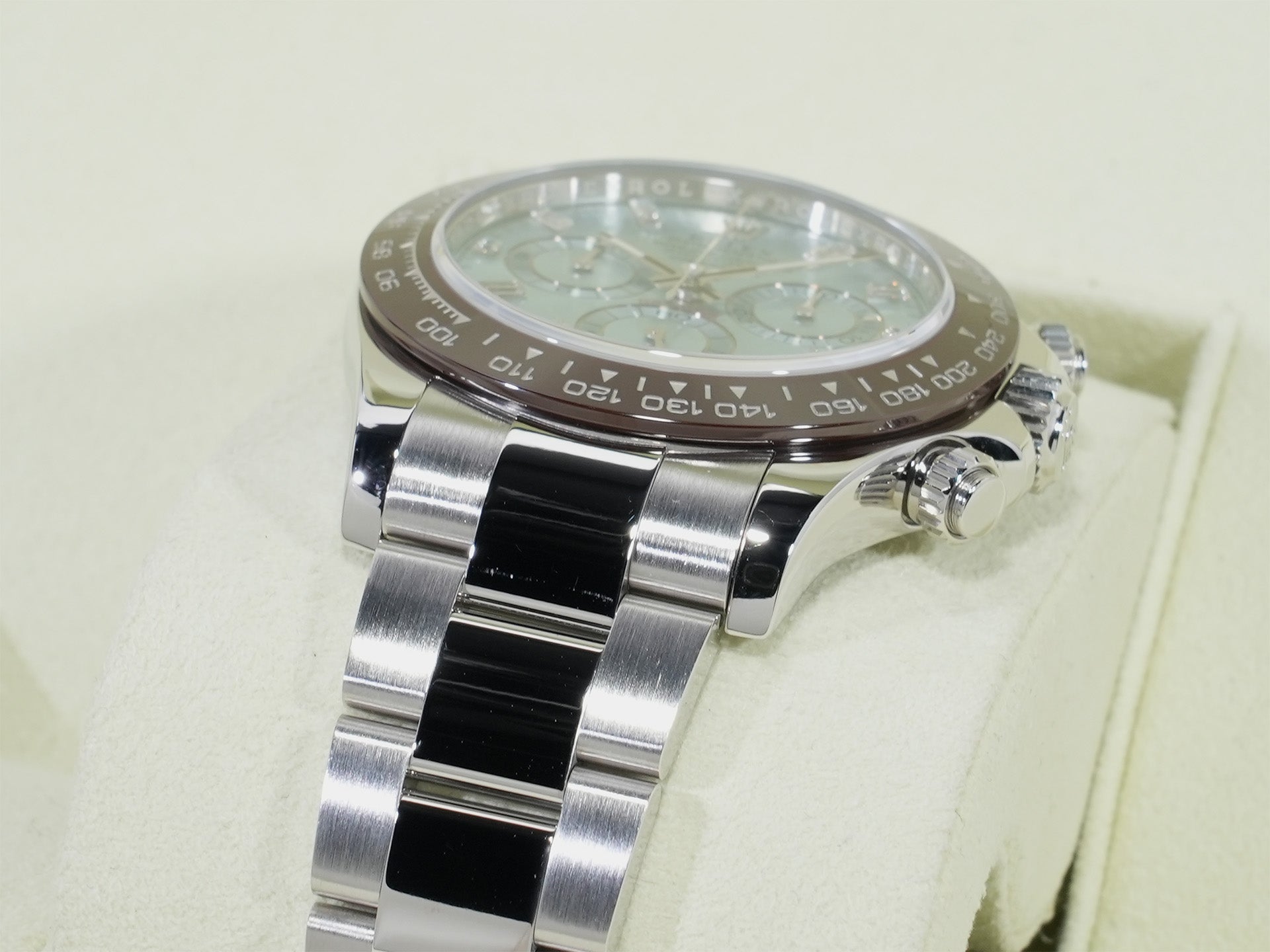 ロレックス デイトナ Ref.116506A プラチナ アイスブルー文字盤 美中古 2x8qtucq