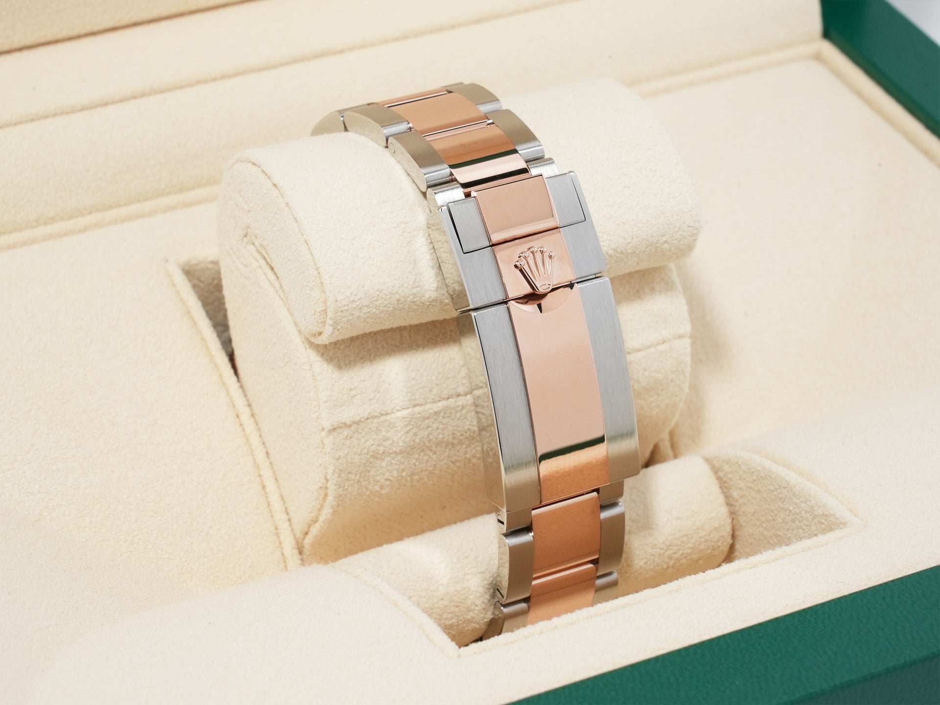 ロレックス GMTマスターII Ref.126711CHNR ステンレススチール/エバーローズゴールド ブラック文字盤 オイスターブレスレット 未使用 mue5xhsn