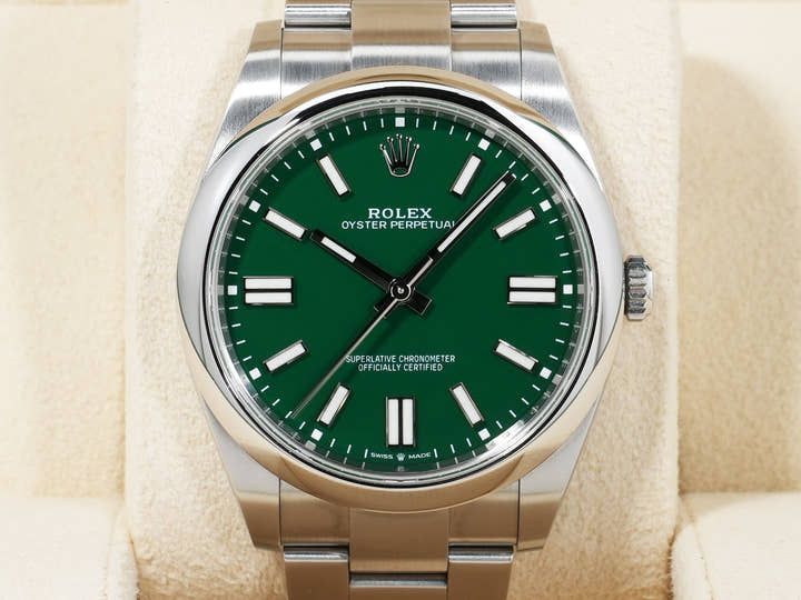 ロレックス オイスターパーペチュアル41 Ref.124300 ステンレススチール グリーン文字盤 美中古 f85iv3wh