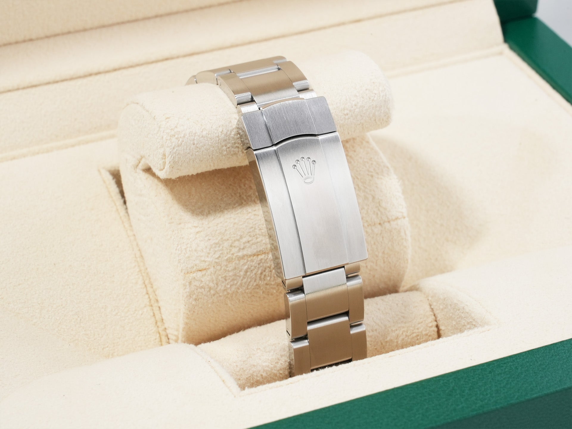 ロレックス オイスターパーペチュアル41 Ref.124300 ステンレススチール グリーン文字盤 美中古 f85iv3wh