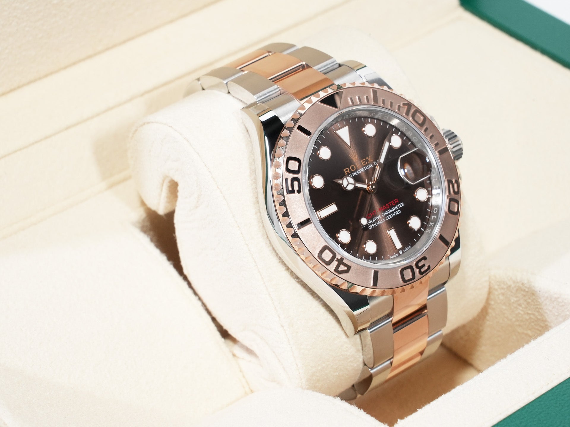 ロレックス ヨットマスター40 Ref.126621 ステンレススチール/エバーローズゴールド チョコレート文字盤 未使用 7fjdzgvp