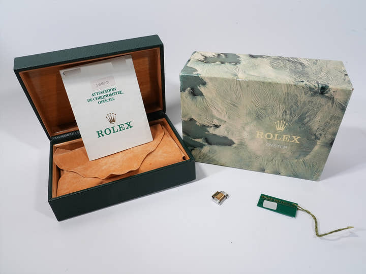 ロレックス デイトナ エルプリメロ Ref.16523 ステンレススチール/イエローゴールド ホワイト文字盤 中古 qpstgqqg