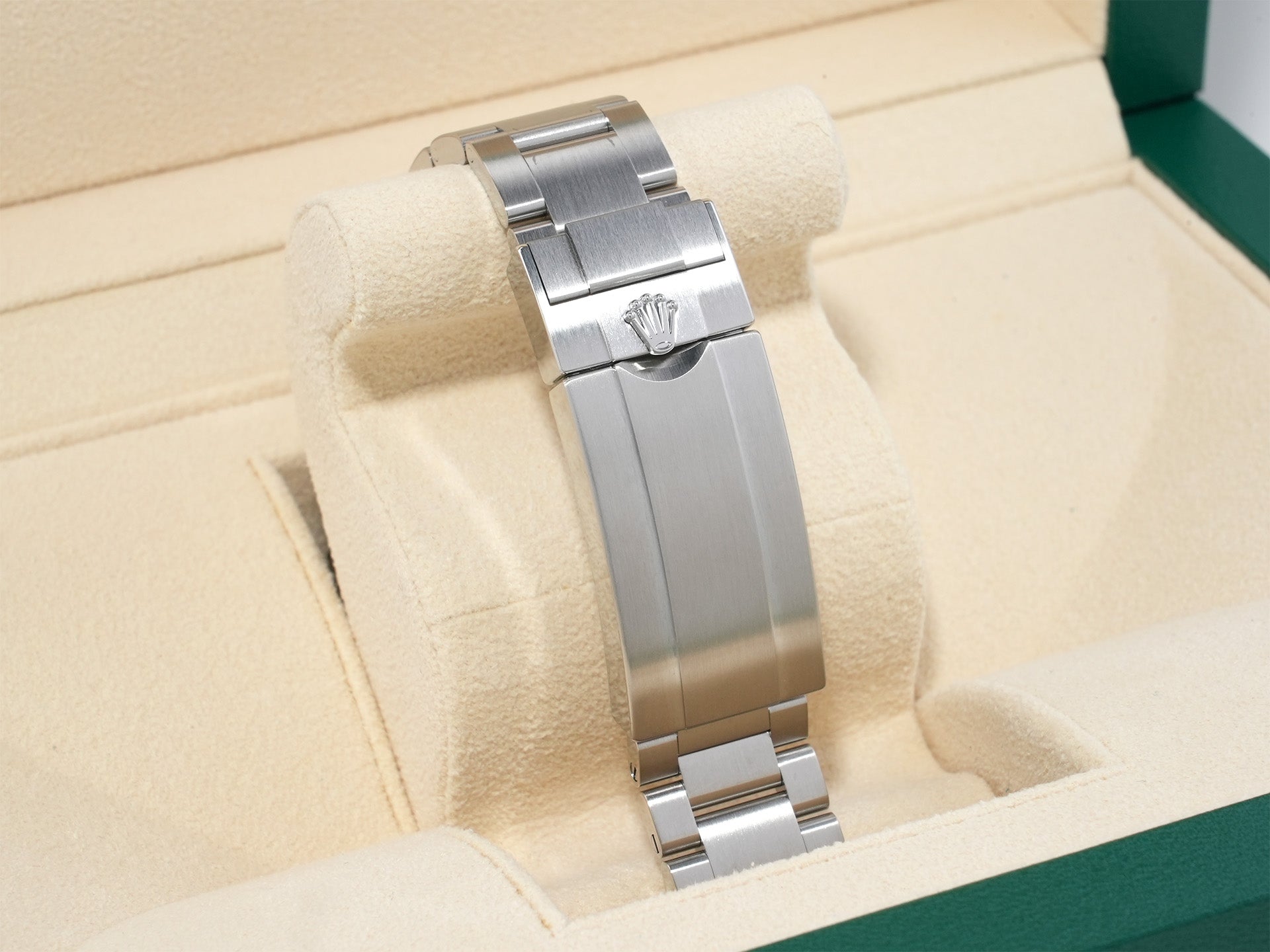 Rolex Submariner Date Ref. 126610LN Stainless Steel Black Dial Unused 3hh3tc9e