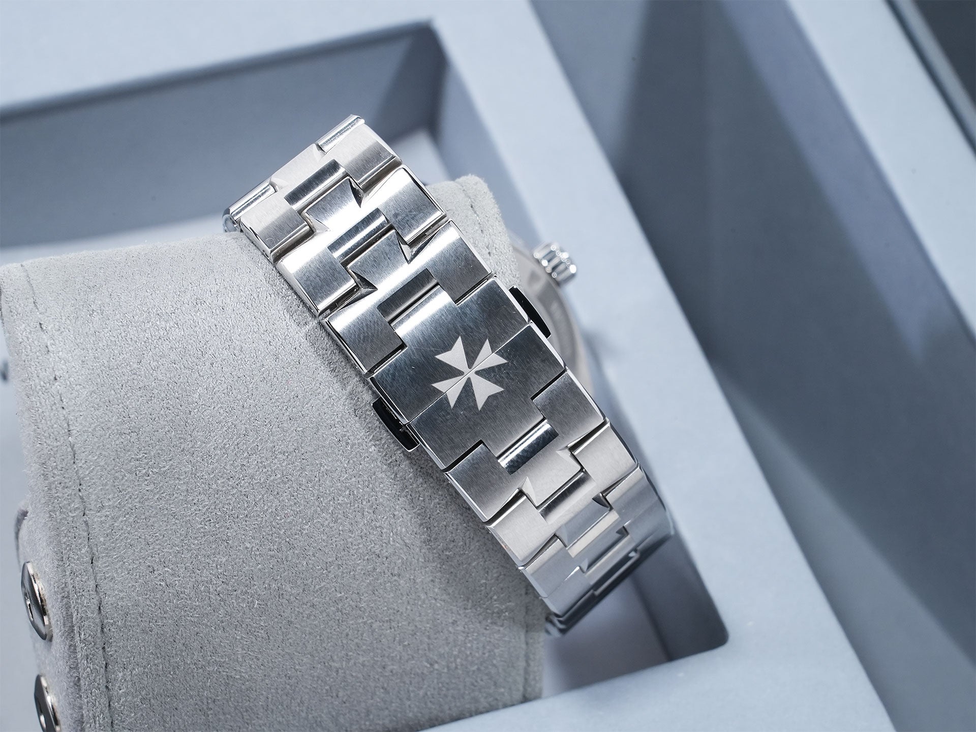 ヴァシュロンコンスタンタン オーヴァーシーズ オートマティック Ref.4520V/210A-B128 ステンレススチール ブルー文字盤 美品 sjoogbs2