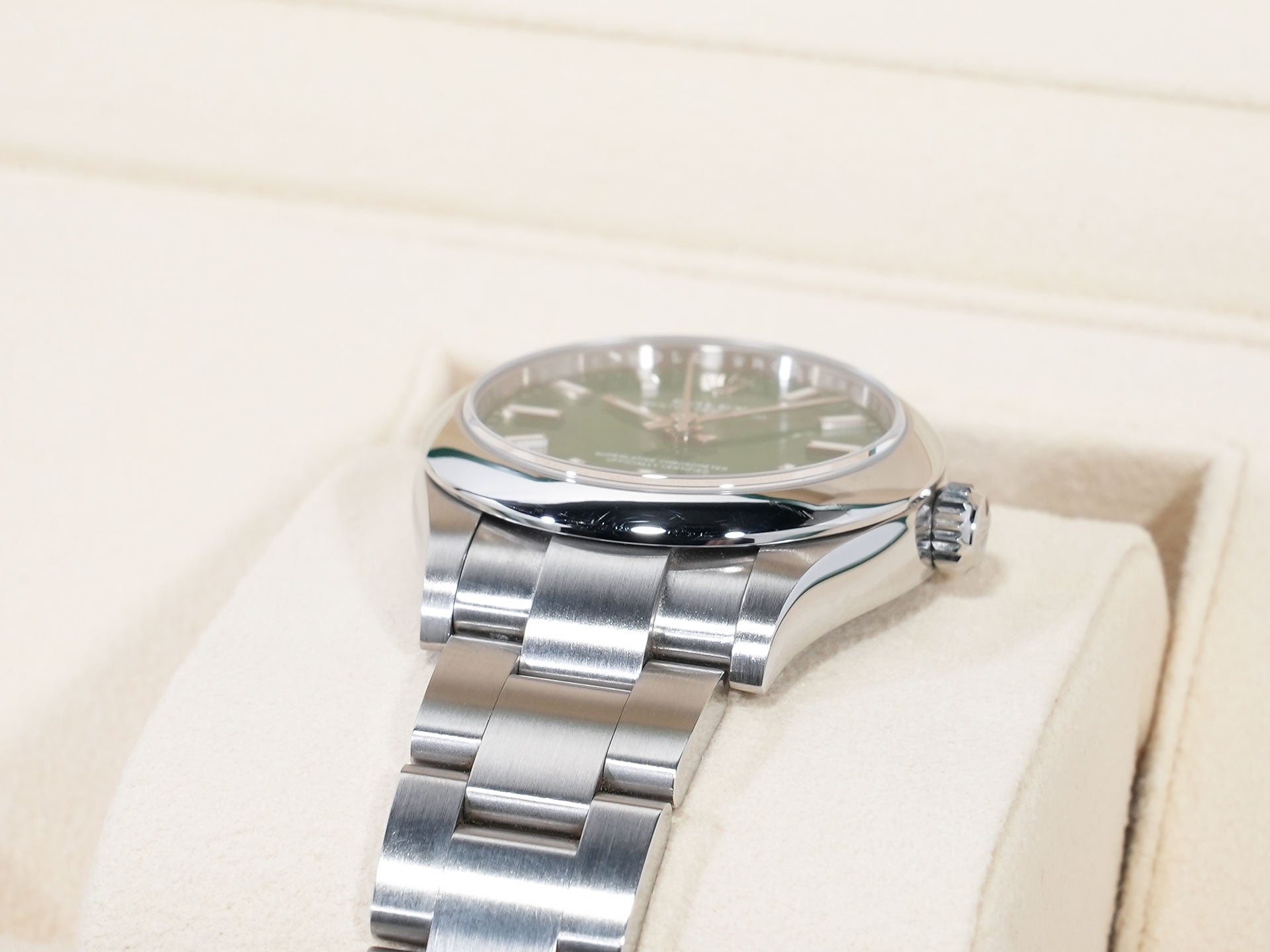 ロレックス オイスターパーペチュアル31 Ref.277200 ステンレススチール グリーン文字盤 中古 nvb4sa2p