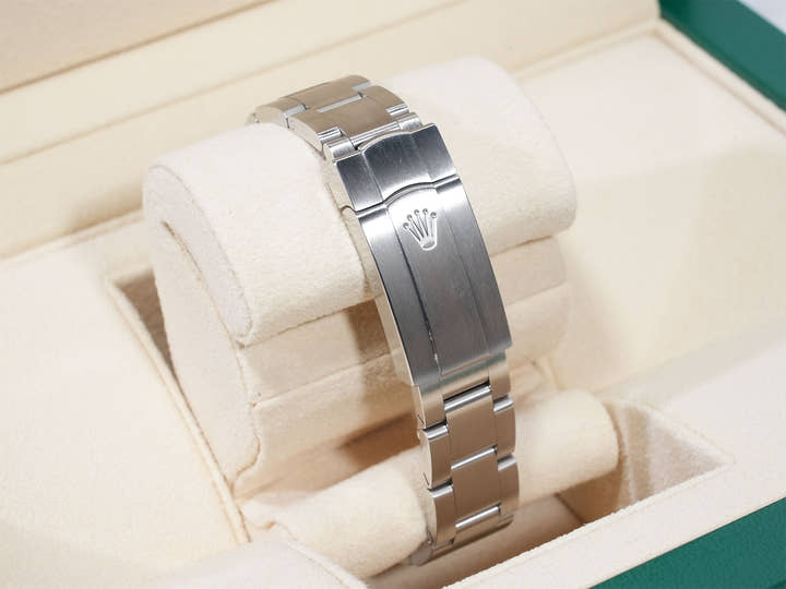 ロレックス オイスターパーペチュアル31 Ref.277200 ステンレススチール グリーン文字盤 中古 nvb4sa2p