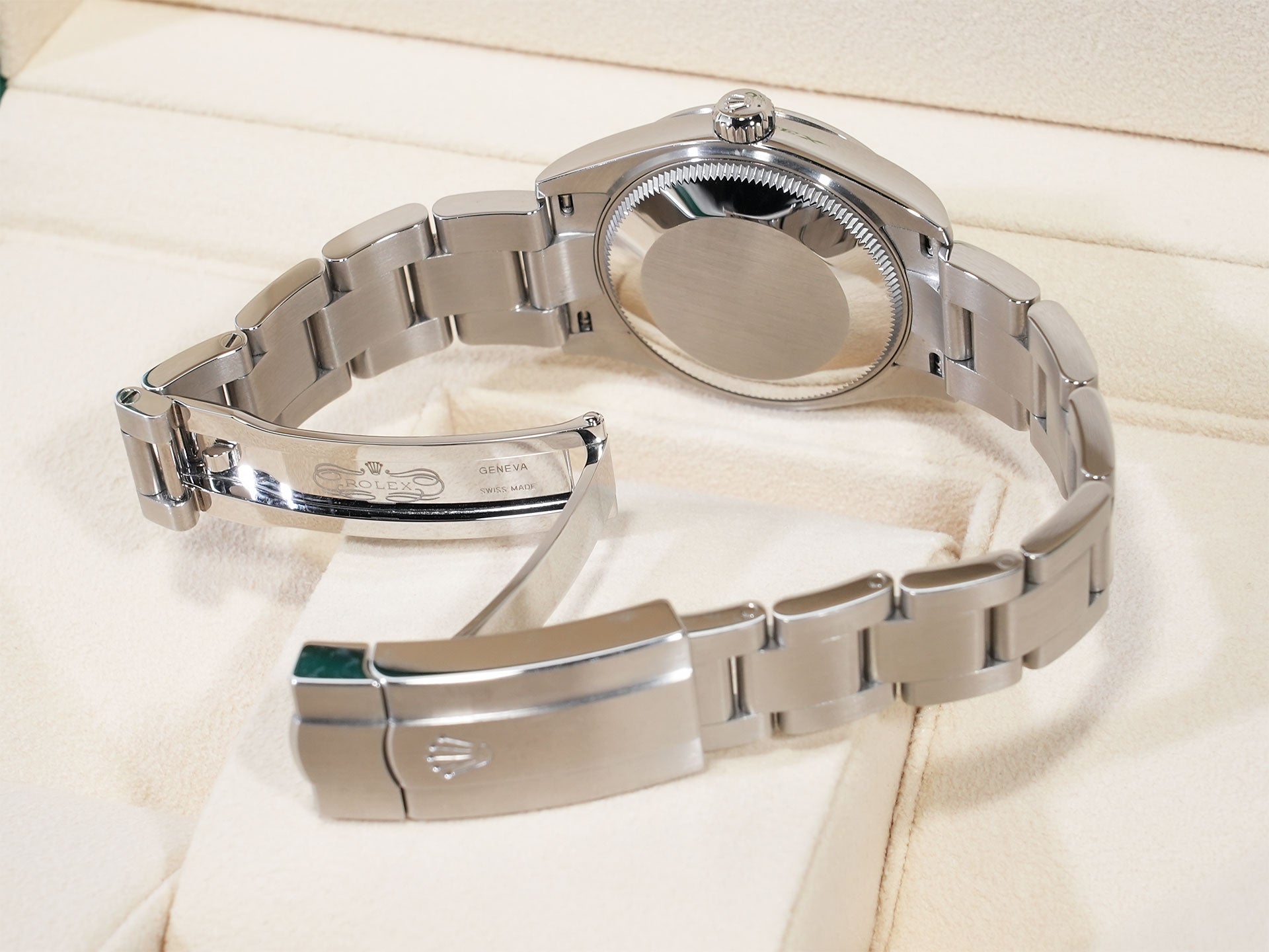 ロレックス オイスターパーペチュアル31 Ref.277200 ステンレススチール グリーン文字盤 中古 nvb4sa2p