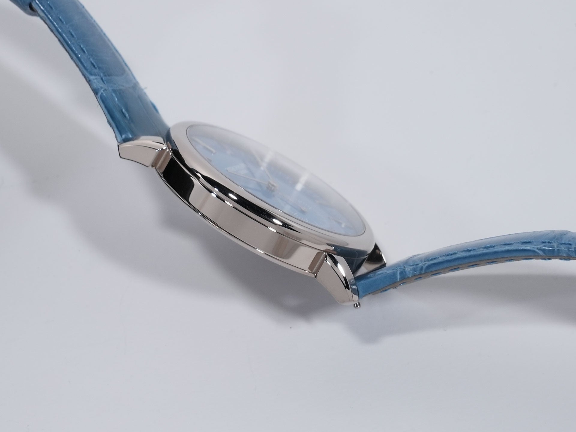 パテックフィリップ カラトラバ グランド エキシビジョン 東京2023 Ref.6127G-010 ホワイトゴールド ラックライトブルー文字盤 美品 oot4gtdx