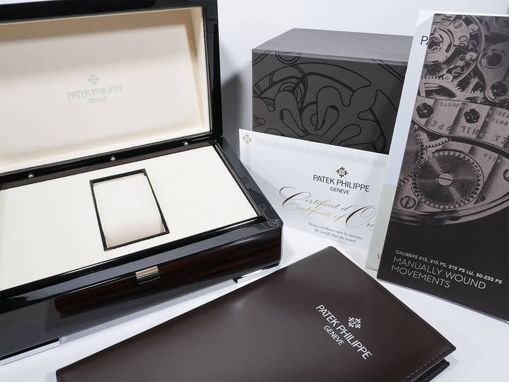 パテックフィリップ カラトラバ グランド エキシビジョン 東京2023 Ref.6127G-010 ホワイトゴールド ラックライトブルー文字盤 美品 oot4gtdx