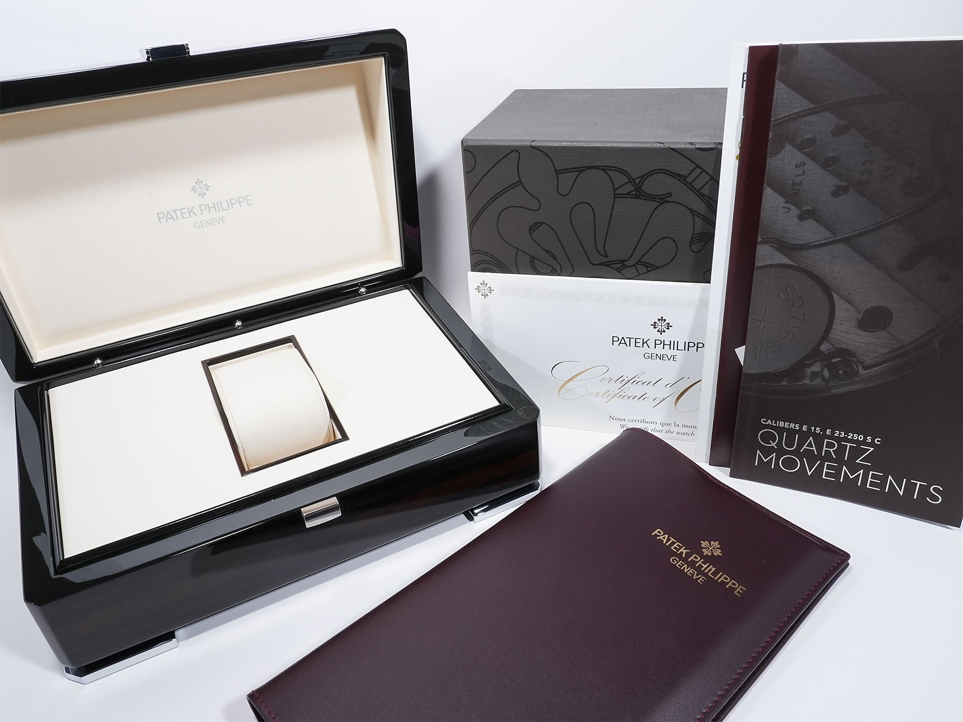 パテックフィリップ アクアノート Ref.4960J イエローゴールド ブラック文字盤 中古 dkzm4mip