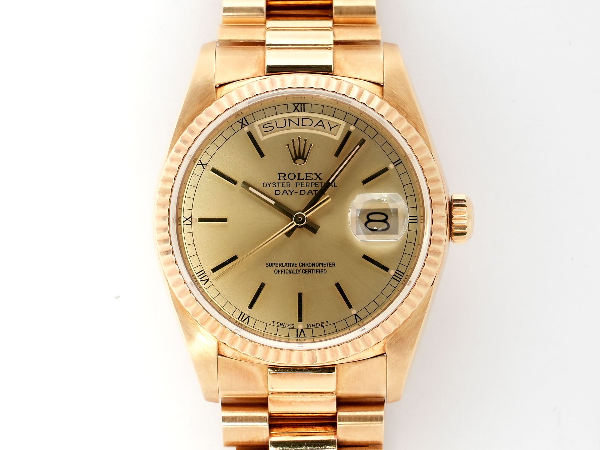 Rolex Day-Date 36 Ref. 18038 Yellow Gold Champagne Dial Pre-owned urtu8dwb