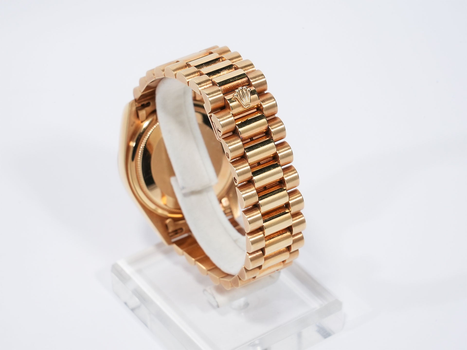 ロレックス デイデイト36 Ref.18038 イエローゴールド シャンパン文字盤 中古 urtu8dwb