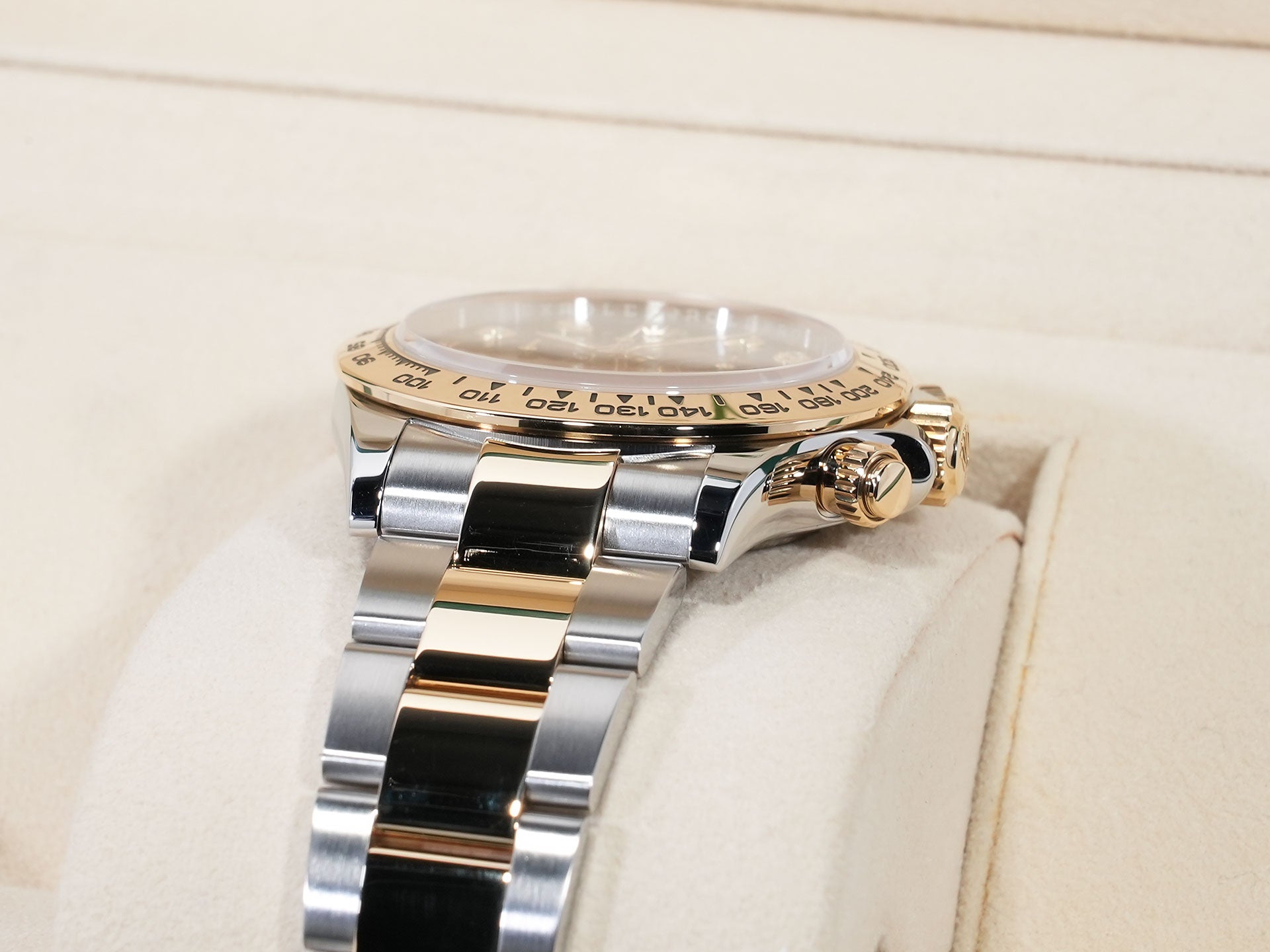 ロレックス デイトナ Ref.116503G ステンレススチール/イエローゴールド ブラックx8Pダイヤ文字盤 中古 pjjnkqkf