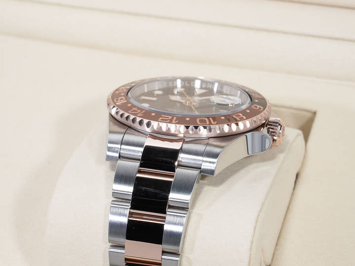 ロレックス GMTマスターII Ref.126711CHNR ステンレススチール/エバーローズゴールド ブラック文字盤 オイスターブレスレット 美中古 993x92k6