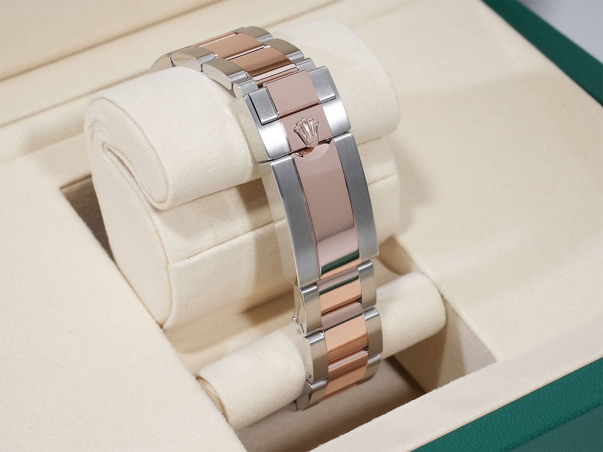 ロレックス GMTマスターII Ref.126711CHNR ステンレススチール/エバーローズゴールド ブラック文字盤 オイスターブレスレット 美中古 993x92k6