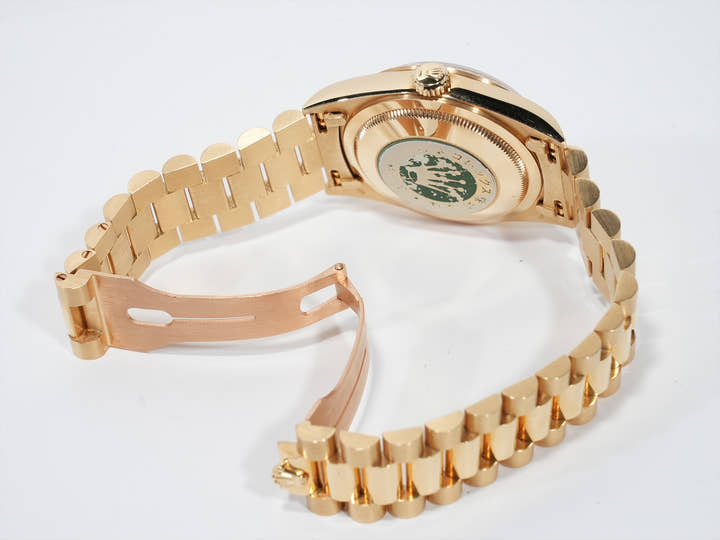 ロレックス デイデイト36 Ref.18238NGE イエローゴールド ホワイトシェル文字盤 中古 4nz9q73n