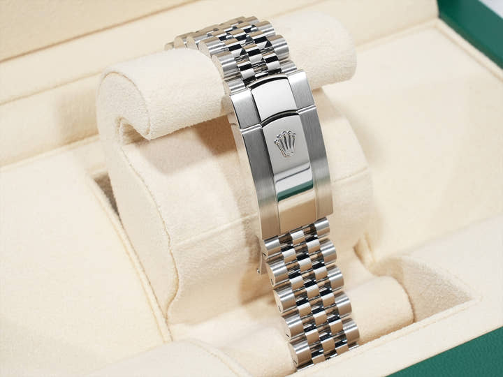 ロレックス デイトジャスト41 Ref.126300 ステンレススチール ブライトブルー文字盤 ジュビリーブレスレット 美中古 e9bv6wpi