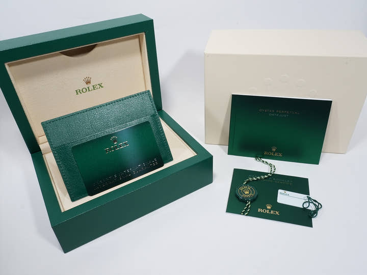 ロレックス デイトジャスト41 Ref.126300 ステンレススチール ブライトブルー文字盤 ジュビリーブレスレット 美中古 e9bv6wpi