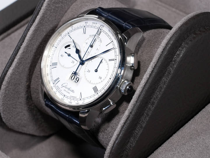 グラスヒュッテオリジナル セネタ クロノグラフ パノラマデイト Ref.1-37-01-02-03-30 プラチナ シルバー文字盤 中古 uywbou2s