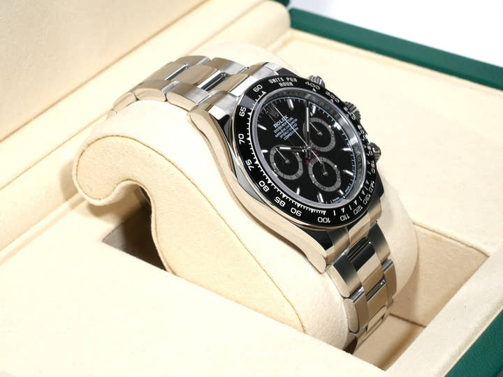 ロレックス デイトナ Ref.126500LN ステンレススチール ブラック文字盤 未使用 nrjgc9no