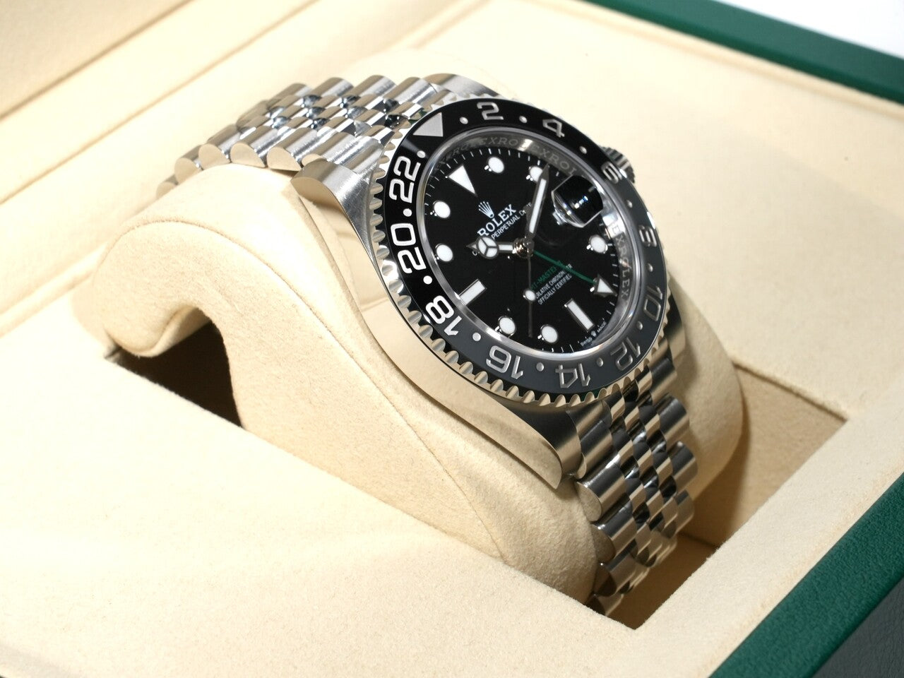 ロレックス GMTマスターII Ref.126710GRNR ステンレススチール ブラック文字盤 ジュビリーブレスレット 未使用 k9jcpme8