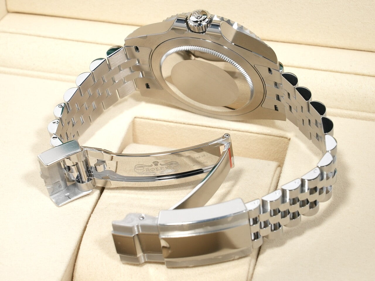 ロレックス GMTマスターII Ref.126710GRNR ステンレススチール ブラック文字盤 ジュビリーブレスレット 未使用 k9jcpme8