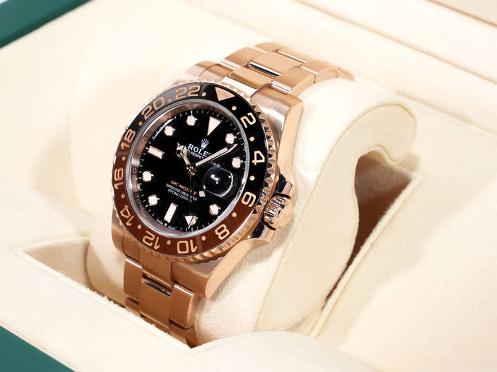 Rolex GMT-Master II Ref. 126715CHNR Everose Gold Black Dial Oyster Bracelet Pre-owned r72s95f3