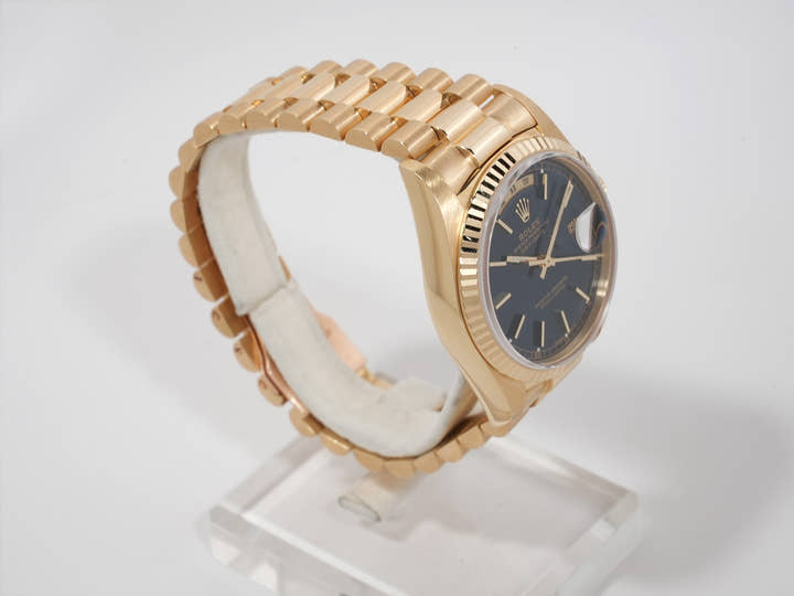 ロレックス デイデイト36 Ref.18038 イエローゴールド ブルー文字盤 中古 3efycruu