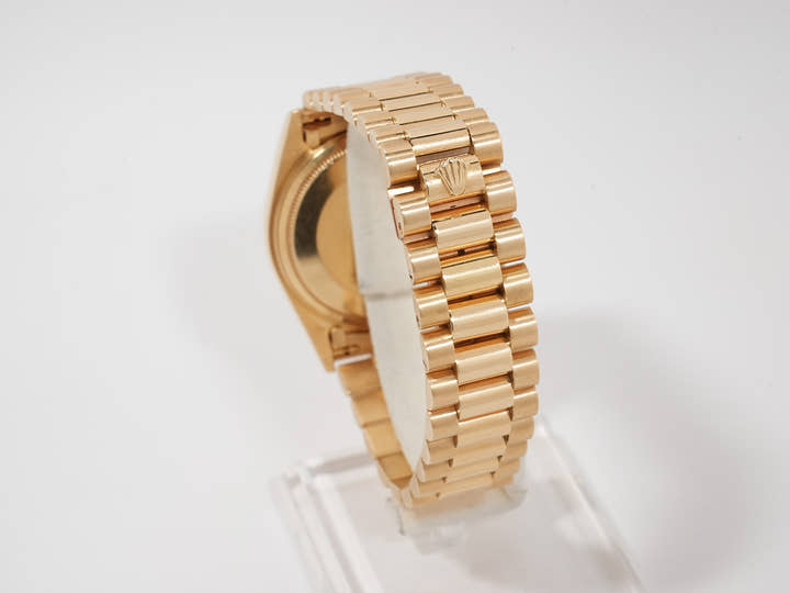 ロレックス デイデイト36 Ref.18038 イエローゴールド ブルー文字盤 中古 3efycruu