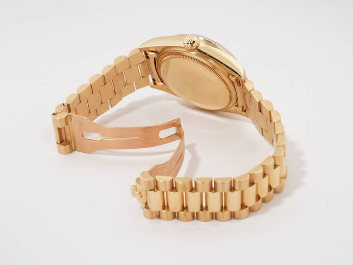 ロレックス デイデイト36 Ref.18038 イエローゴールド ブルー文字盤 中古 3efycruu