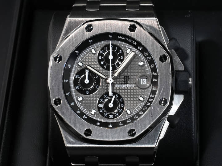 オーデマピゲ ロイヤルオーク オフショア クロノグラフ Ref.26238TI.OO.2000TI.01 チタン グレー文字盤 中古 vwj9qiws