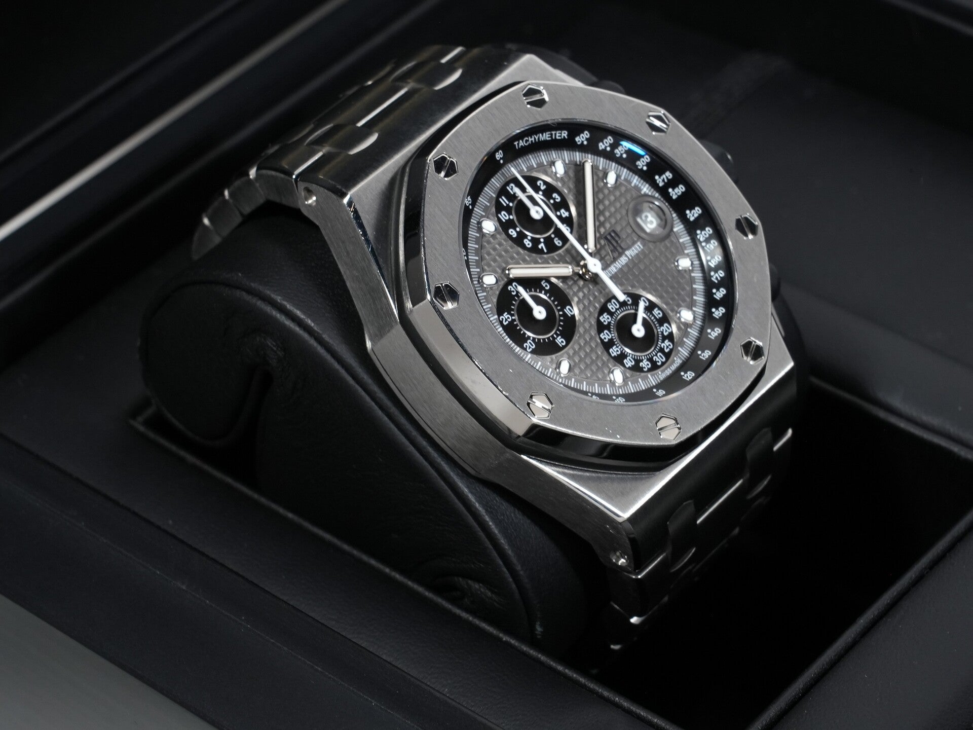 オーデマピゲ ロイヤルオーク オフショア クロノグラフ Ref.26238TI.OO.2000TI.01 チタン グレー文字盤 中古 vwj9qiws