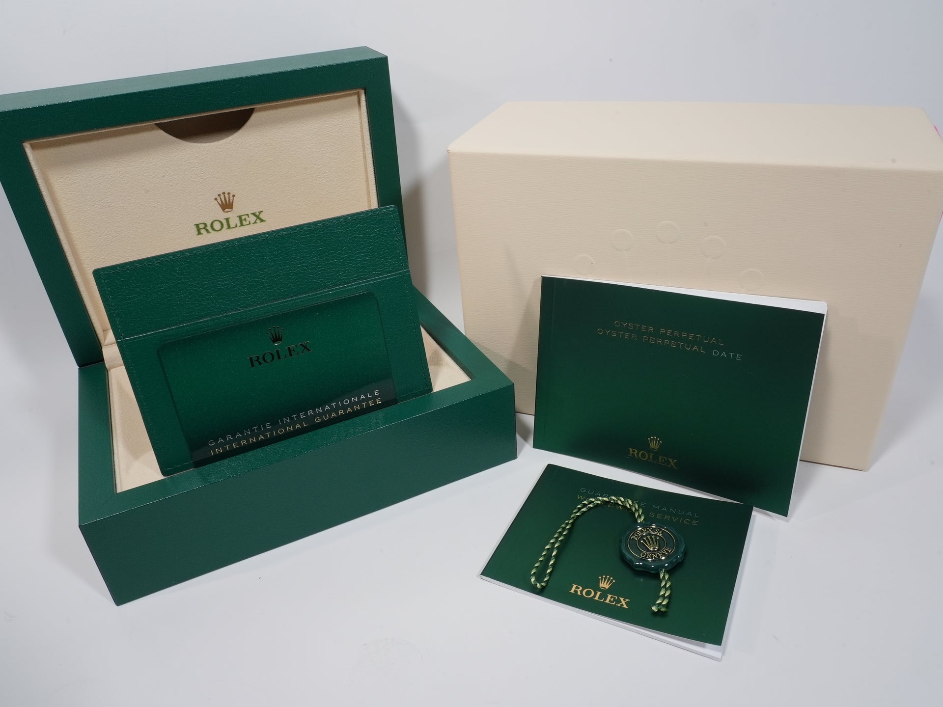 ロレックス オイスターパーペチュアル41 Ref.124300 ステンレススチール ターコイズ文字盤 美品 wycqiz63