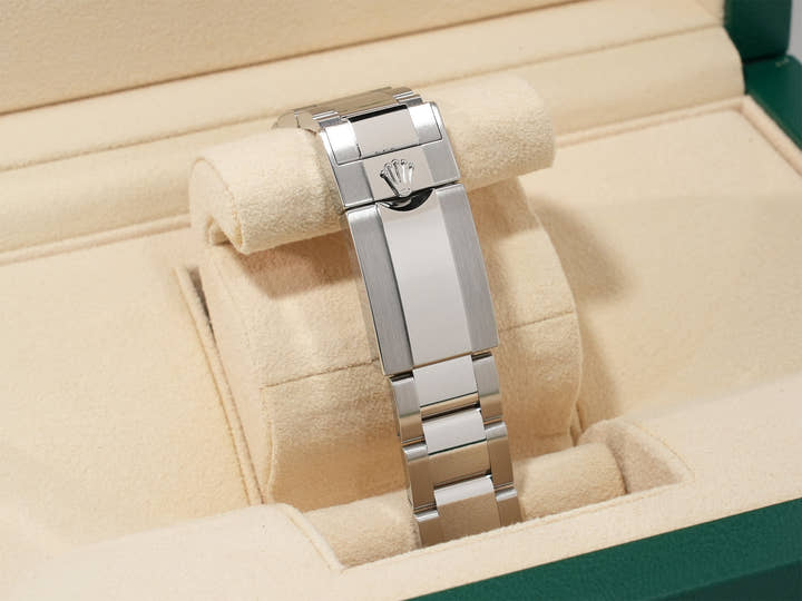 ロレックス デイトナ Ref.126500LN ステンレススチール ブラック文字盤 未使用 ssbrhc8g