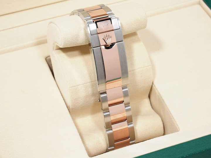 ロレックス GMTマスターII Ref.126711CHNR ステンレススチール/エバーローズゴールド ブラック文字盤 オイスターブレスレット 未使用 e2avsw2p