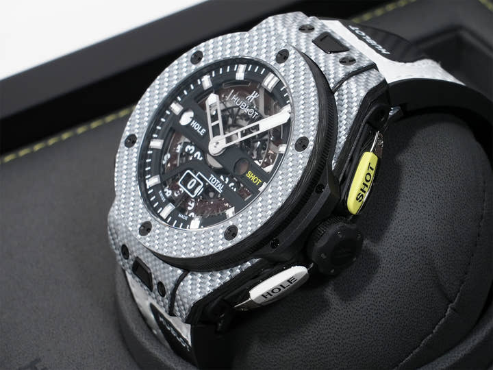 ウブロ ビッグバン ウニコ ゴルフ Ref.416.YS.1120.VR カーボンファイバー&グレーのテキサリウムのアッパーレイヤー マットブラック文字盤 未使用 388mavuz