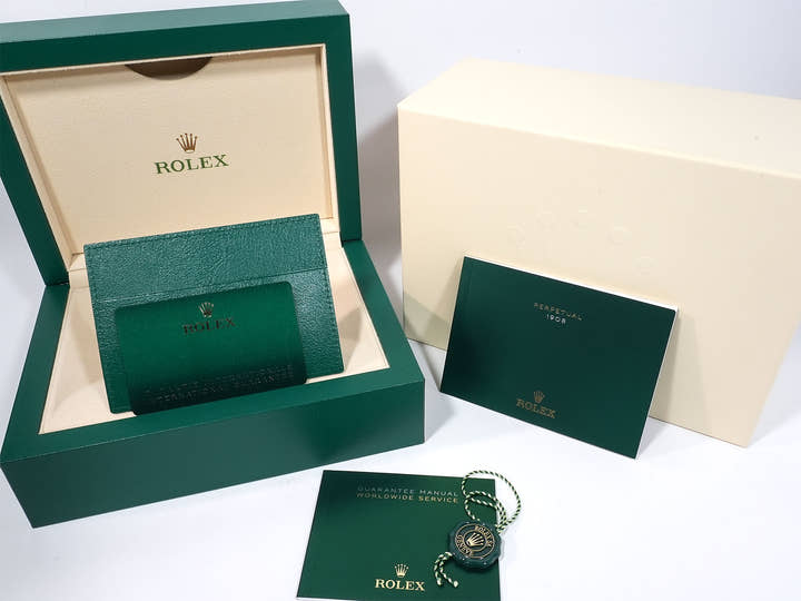 ロレックス 1908 Ref.52508 イエローゴールド ブラック文字盤 革ベルト 中古 jtz9yazw