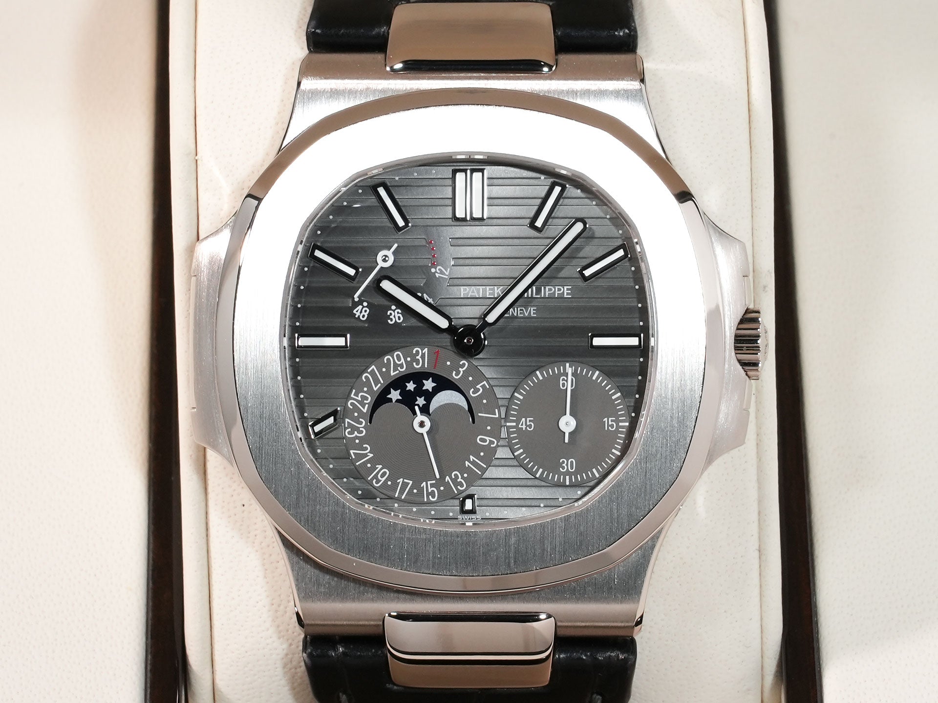 パテックフィリップ ノーチラス プチコンプリケーション Ref.5712G-001 ホワイトゴールド スレート文字盤 美中古 7pgqnxi2