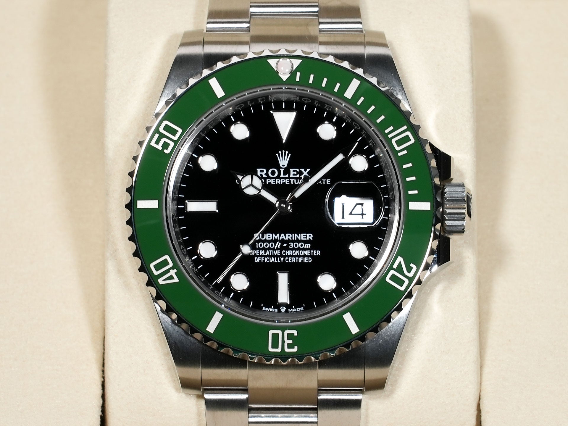 ロレックス サブマリーナー デイト Ref.126610LV ステンレススチール ブラック文字盤 未使用 r6fj3cw8