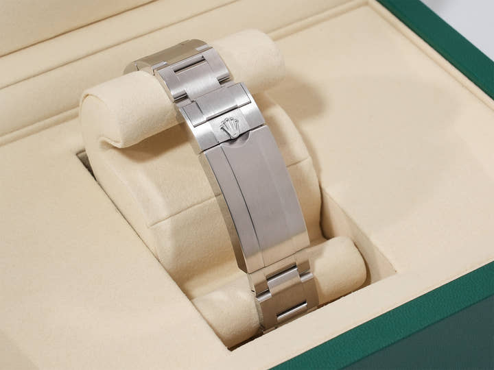 ロレックス サブマリーナー デイト Ref.126610LV ステンレススチール ブラック文字盤 未使用 r6fj3cw8