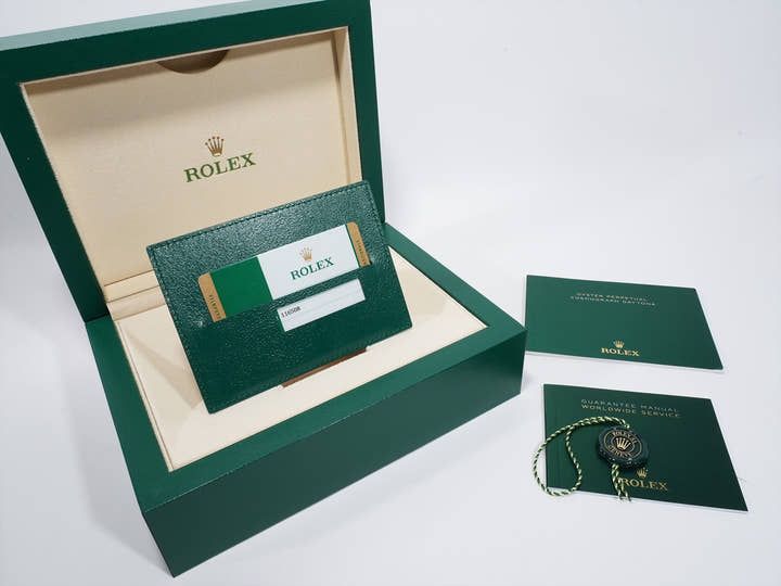 ロレックス デイトナ Ref.116508 イエローゴールド グリーン文字盤 美中古 x52oqq9s