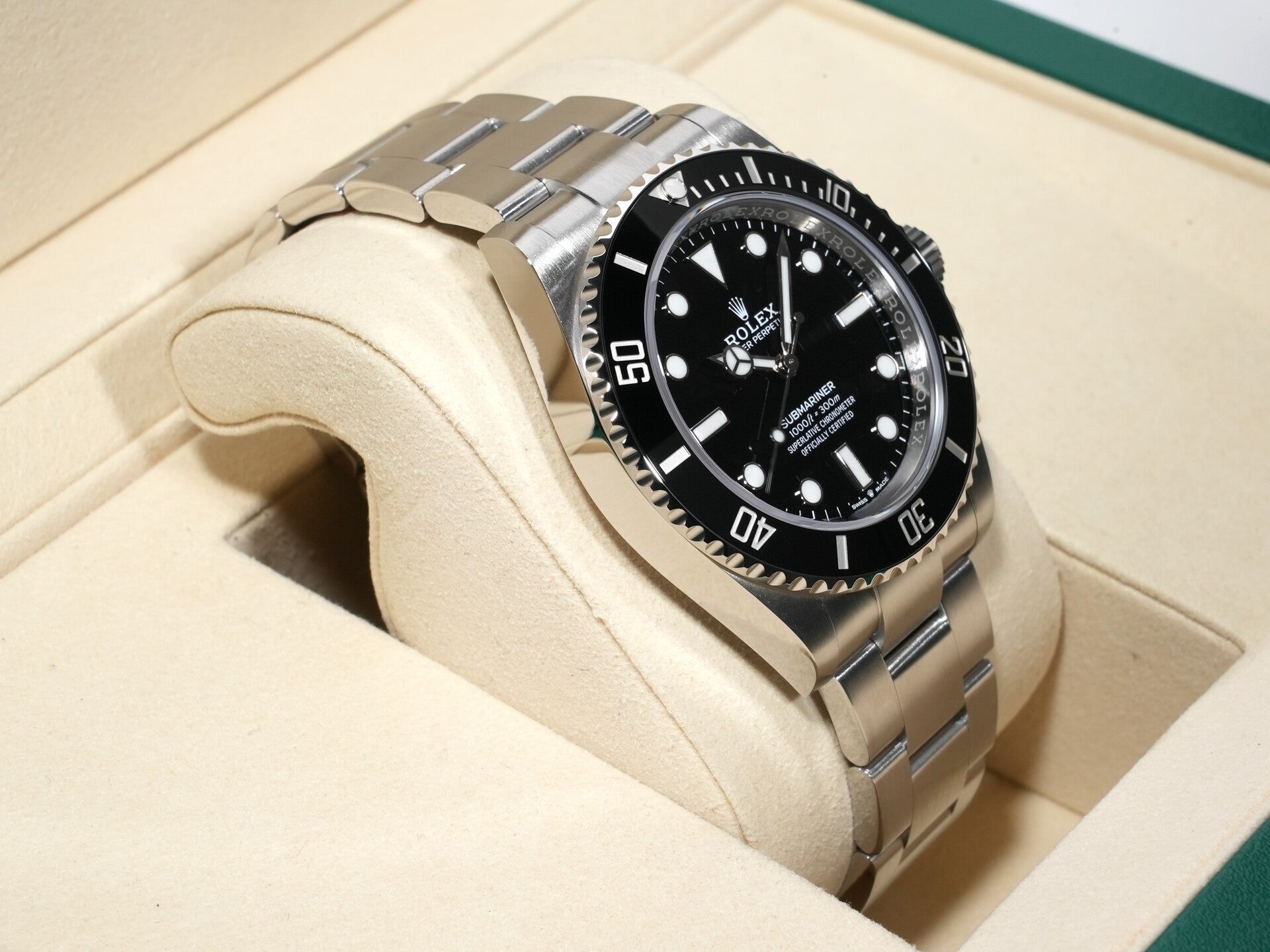 ロレックス サブマリーナー ノンデイト Ref.124060 ステンレススチール ブラック文字盤 未使用 nbexrtkx