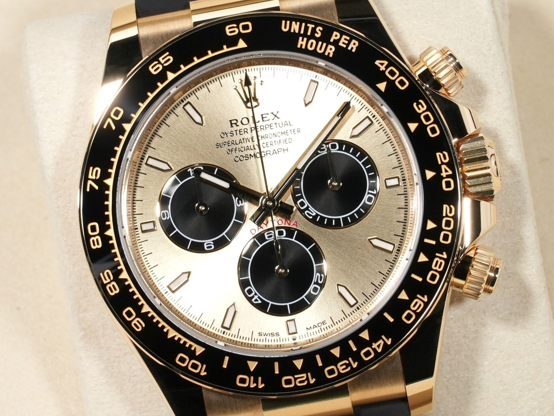 ロレックス デイトナ Ref.126518LN イエローゴールド ゴールデンxブライトブラック文字盤 未使用 8m5idi3p