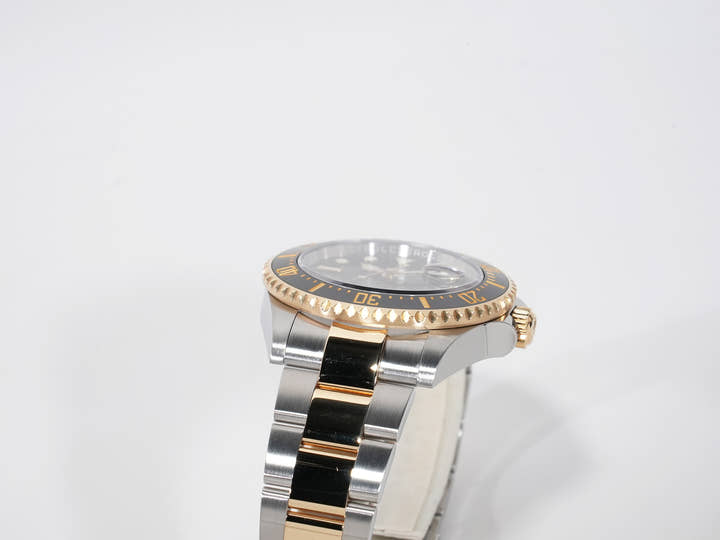 ロレックス シードゥエラー Ref.126603 ステンレススチール/イエローゴールド ブラック文字盤 美品 wz6zvgu9
