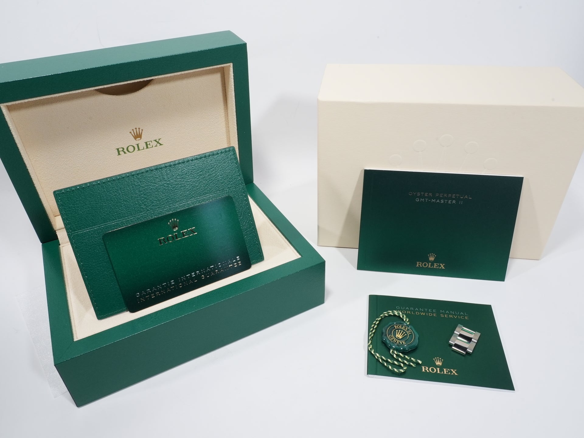 Rolex GMT-Master II Ref. 126710BLNR Stainless Steel Black Dial Oyster Bracelet Excellent Condition phen2gps