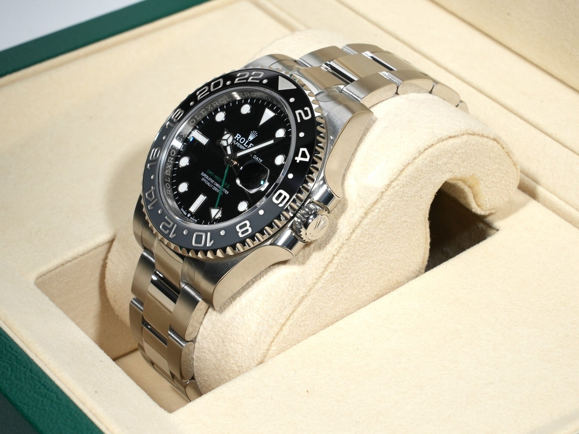 Rolex GMT-Master II Ref. 126710GRNR Stainless Steel Black Dial Oyster Bracelet Unused 7gg67ntg