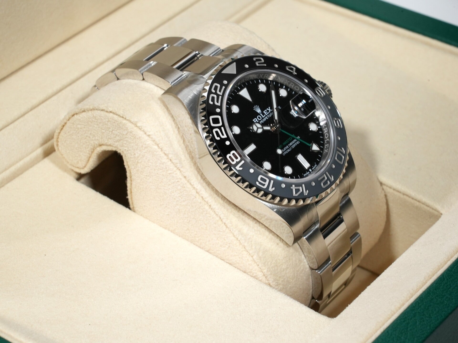 Rolex GMT-Master II Ref. 126710GRNR Stainless Steel Black Dial Oyster Bracelet Unused 7gg67ntg