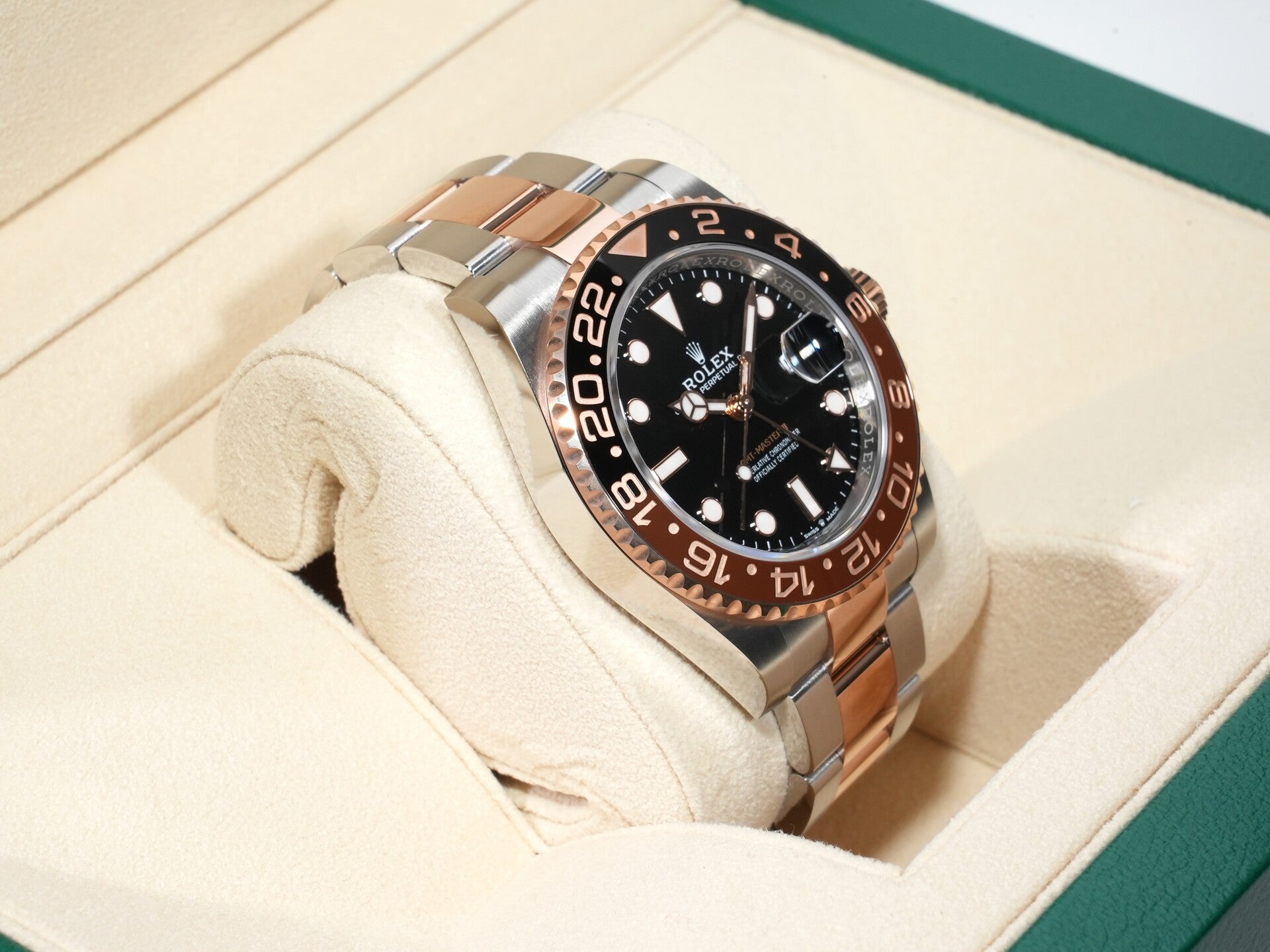 Rolex GMT-Master II Ref. 126711CHNR Stainless Steel/Everose Gold Black Dial Oyster Bracelet Unused qajwy9cd