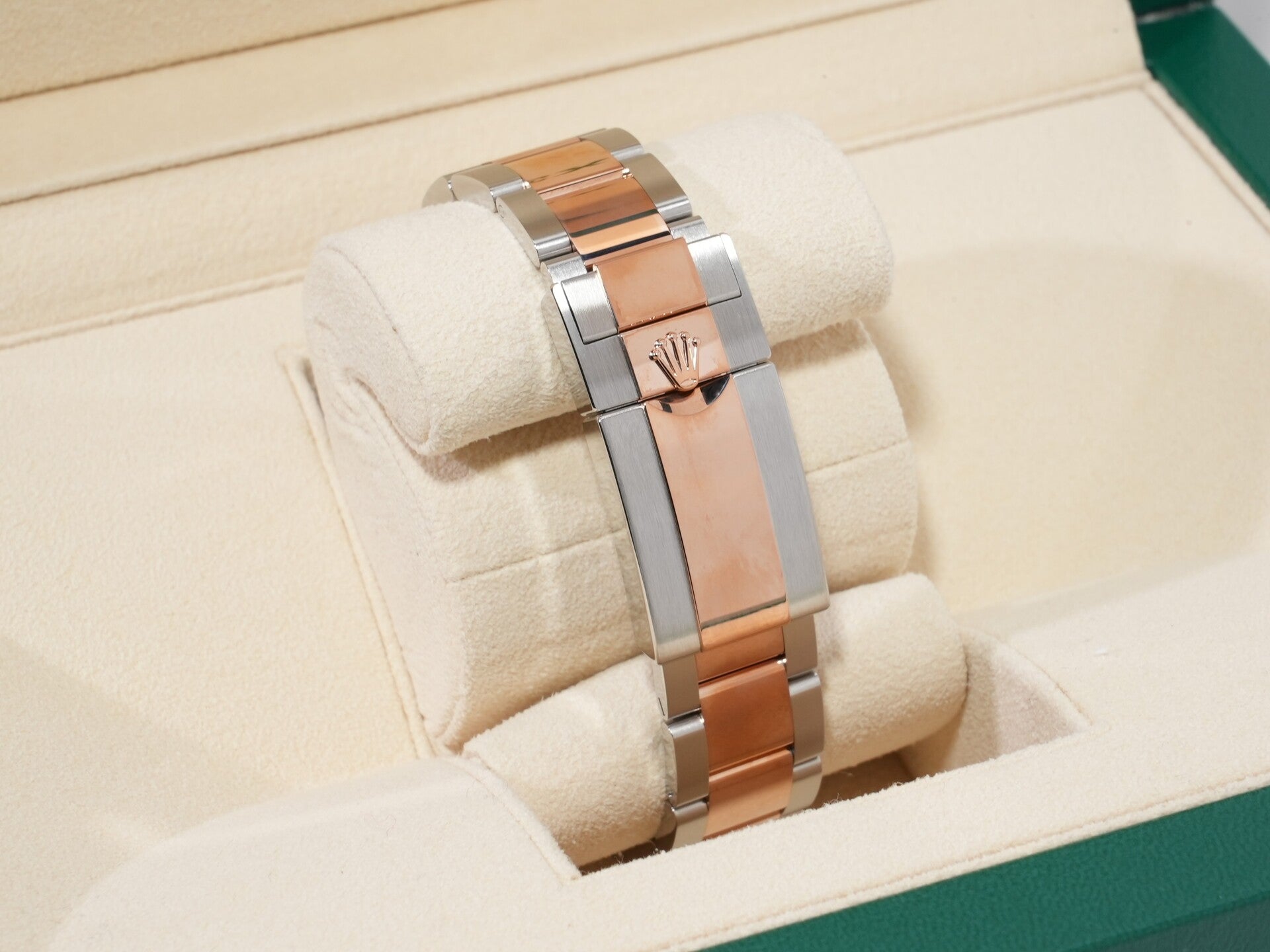 Rolex GMT-Master II Ref. 126711CHNR Stainless Steel/Everose Gold Black Dial Oyster Bracelet Unused qajwy9cd